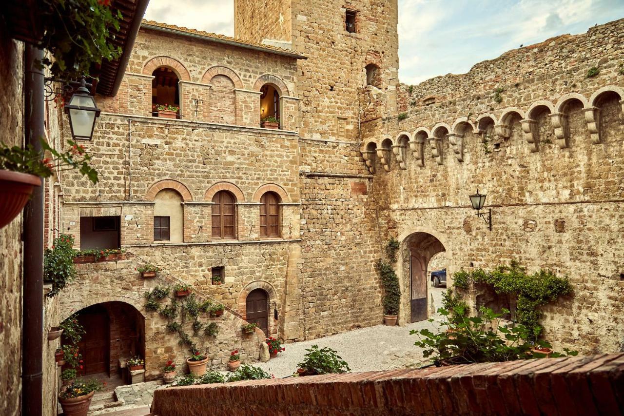 Il Mastio Di Spedaletto Bed & Breakfast Pienza Bagian luar foto
